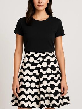 FAITH AND JOY geometric print pull on skirt  knee length black white size medium